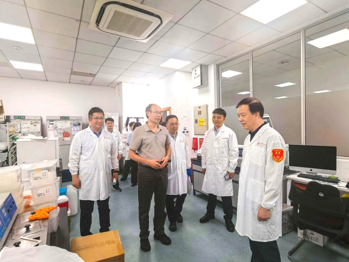 学校召开2026年暑期实验室安全工作会议暨专项安全检查